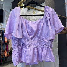 Load image into Gallery viewer, Arula | Women's Purple Satin Short Sleeve Blouse | Size: XL
