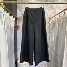 Load image into Gallery viewer, iBLUES | Women&#39;s Black Wide Leg Pants | Size: XS

