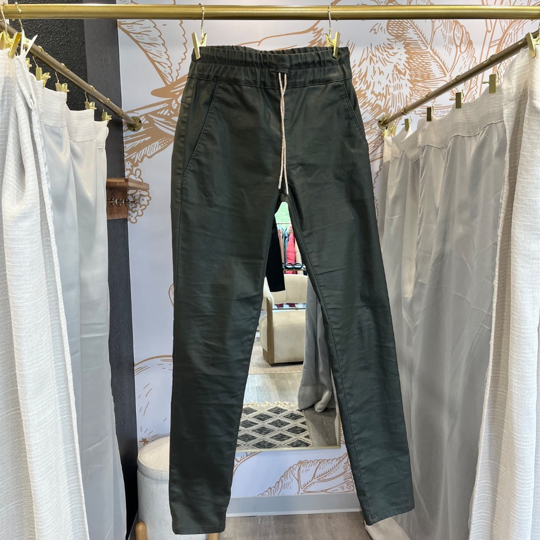 Bevy Flog | Women's Shely Green Vegan w/ Rose Gold Tie | Size: 25