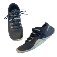 Load image into Gallery viewer, Merrell | Women&#39;s Black Trail Glove 6 Running Shoes | Size: 7.5
