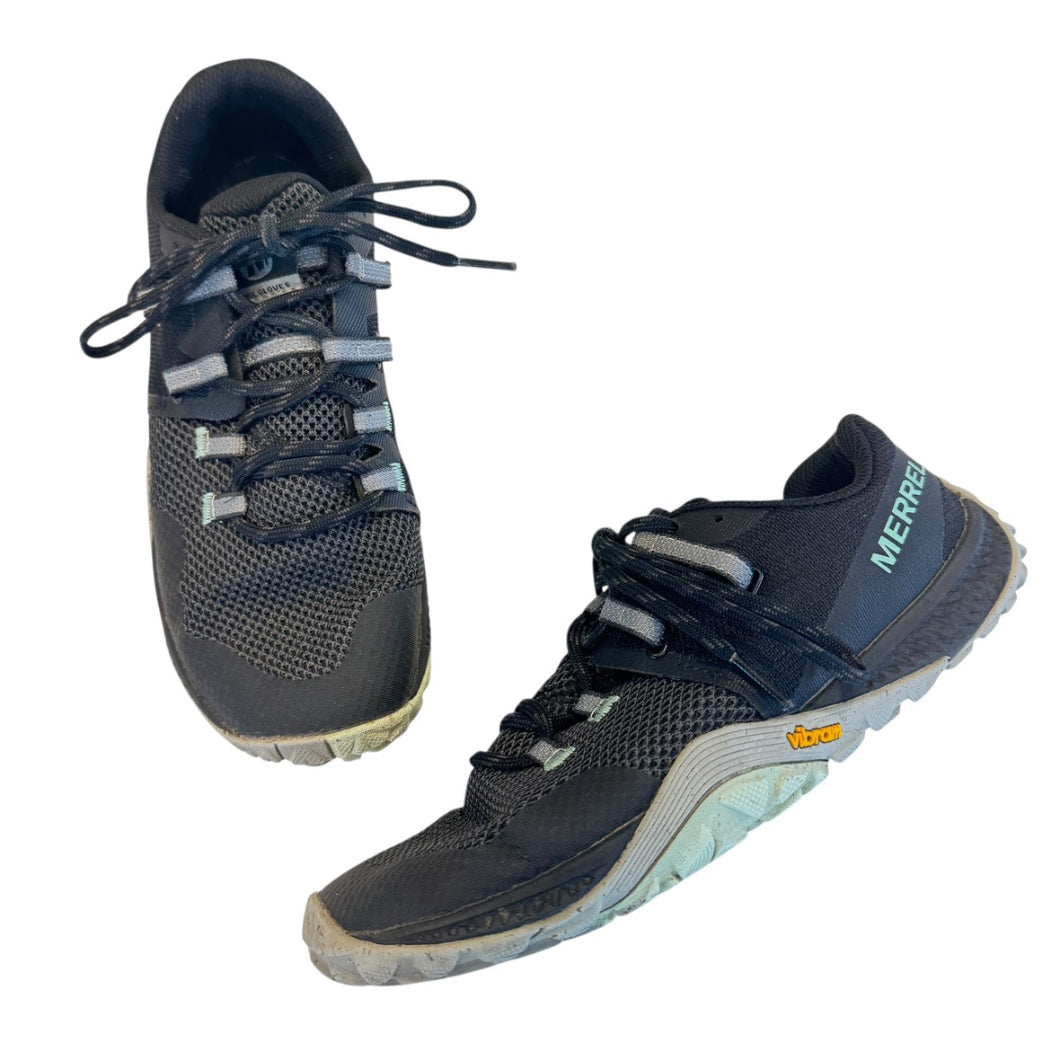 Merrell | Women's Black Trail Glove 6 Running Shoes | Size: 7.5