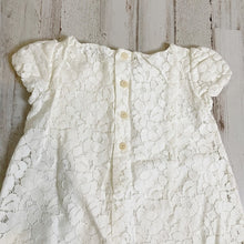 Load image into Gallery viewer, Il Gufo | Girls Ivory Lace Tunic with Bow with Tags | Size: 6M
