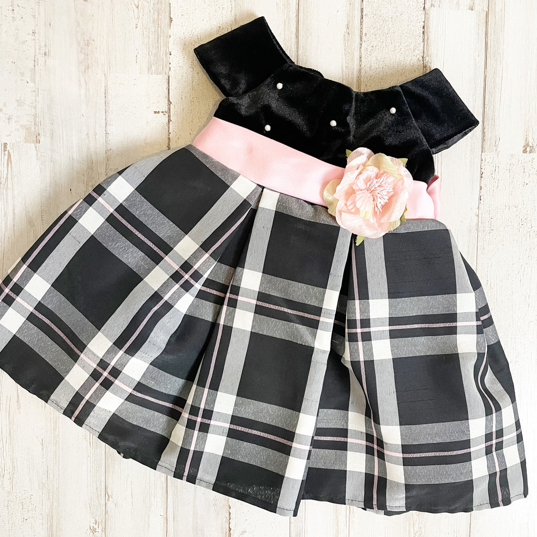 Sweet Heart Rose | Black and Pink Plaid Dress | Size: 12M