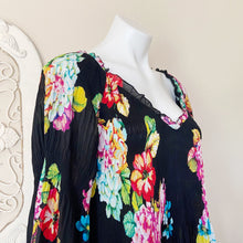 Load image into Gallery viewer, Spense | Women&#39;s Black and Floral Print Sheer Three Quarter Sleeve Tunic Top | Size: 1X
