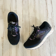 Load image into Gallery viewer, Brooks | Womens Black and Purple Glycerin 17 Running Shoes | Size: 7.5
