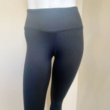 Load image into Gallery viewer, Splits 59 | Womens Black Pattern Pure Barre Leggings | Size: M
