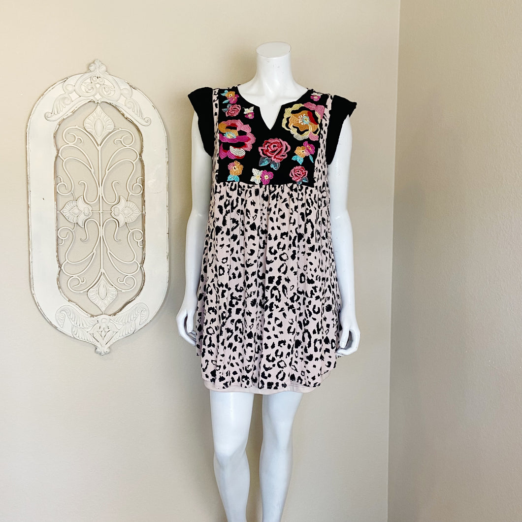 Savanna Jane | Womens Pink and Black Dot Embroidered Front Dress | Size: M