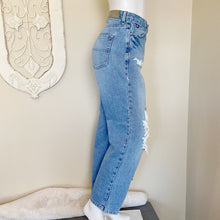 Load image into Gallery viewer, Tommy Hilfiger | Womens Vintage Y2K Blue Distressed Boyfriend Jeans | Size: 6
