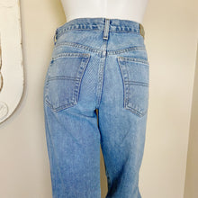 Load image into Gallery viewer, Tommy Hilfiger | Womens Vintage Y2K Blue Distressed Boyfriend Jeans | Size: 6
