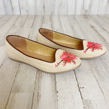 Load image into Gallery viewer, Chinese Laundry | Womens Natural Floral Design Straw Gotta Date Slip On Flat | Size: 8

