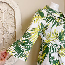 Load image into Gallery viewer, Eden Court | Womens Green Palm Print Button Down Half Sleeve Blazer Jacket | Size: M
