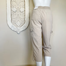 Load image into Gallery viewer, Chico&#39;s | Womens Tibet Taupe Zenergy Emma Cargo Crop Pants with Tags | Size: 4
