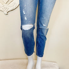 Load image into Gallery viewer, One Teaspoon | Womens Distressed Freebirds Low Waist Short Rise Skinny Leg Jeans | Size: 26
