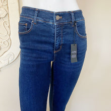 Load image into Gallery viewer, Ann Taylor | Womens Dark Wash The Skinny Ankle Jeans | Size: 6P
