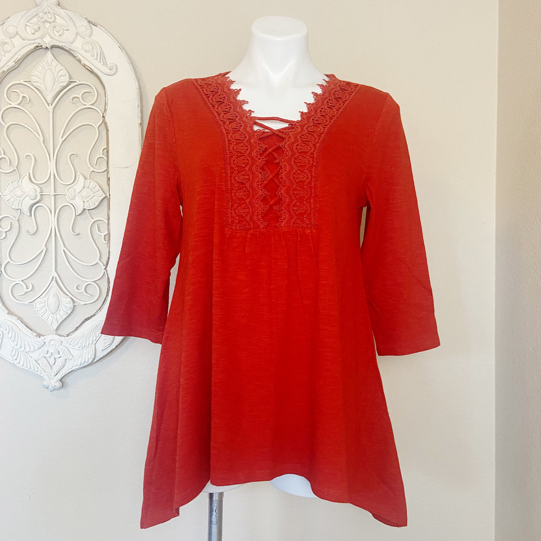Chico's | Womens Rich Paprika Lace Front 3/4 Sleeve Top with Tags | Size: M