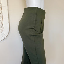 Load image into Gallery viewer, Chico&#39;s | Women&#39;s Montana Moss So Slimming Juliet Ankle Pants with Tags | Size: S
