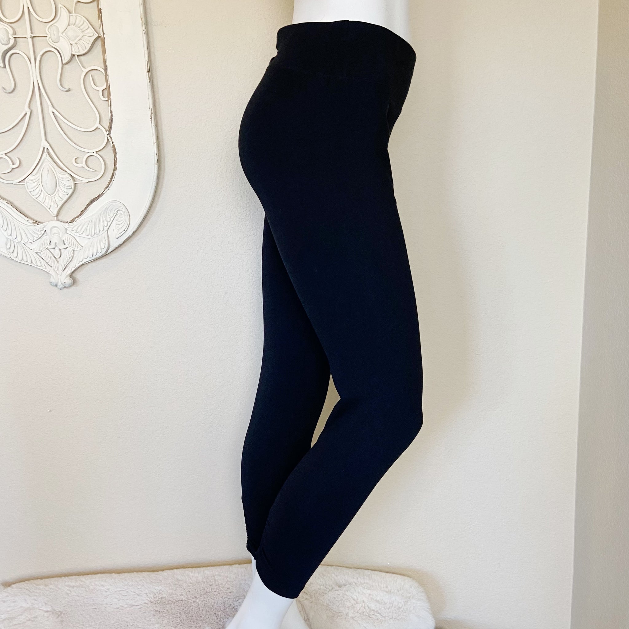 Calvin Klein | Women\'s Black – Savour Athletic Workout Leggings Size: Clothing L 