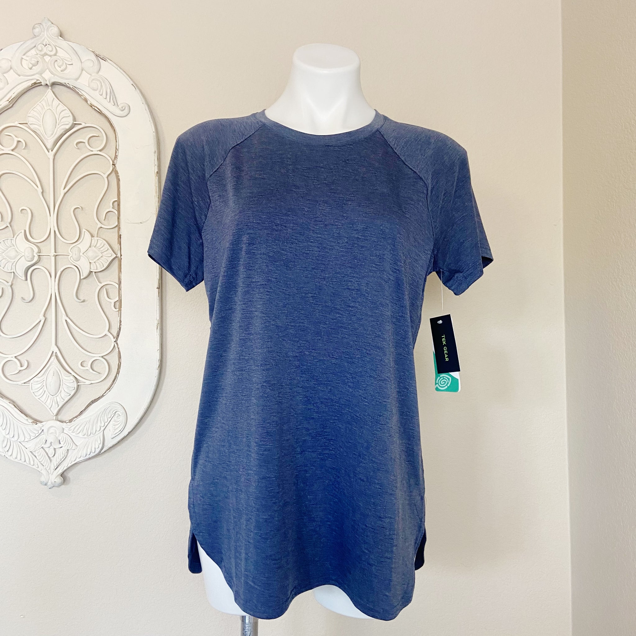 Tek Gear  Womens Heather Navy Blue Tencel High Slit Short Sleeve Tuni –  Savour Clothing