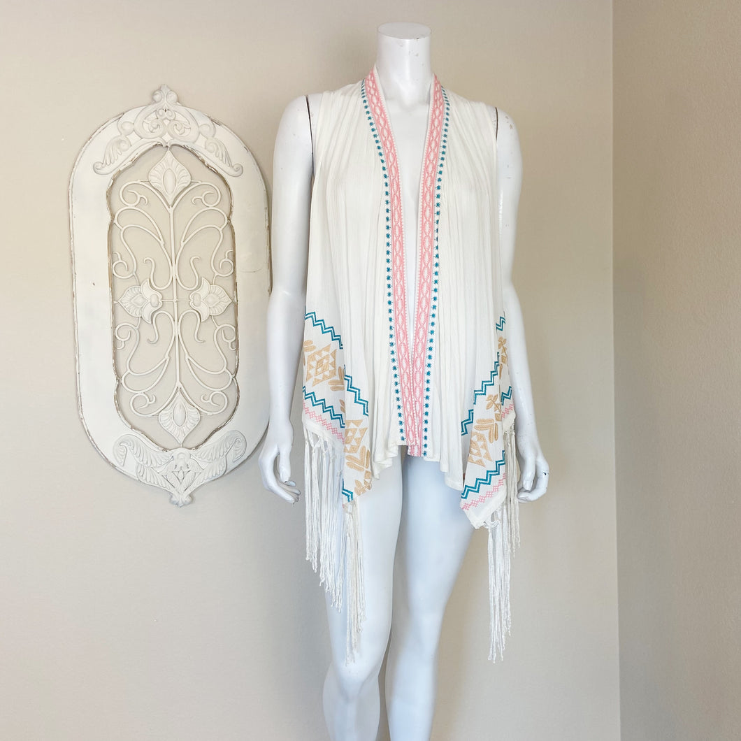 Umgee | Women's White Embroidered Fringe Vest | Size: M
