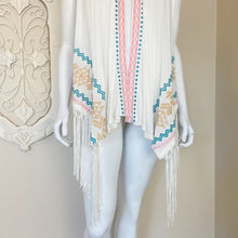 Load image into Gallery viewer, Umgee | Women&#39;s White Embroidered Fringe Vest | Size: M
