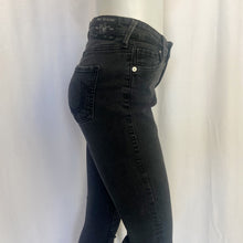 Load image into Gallery viewer, True Religion | Womens Black High Rise Super Skinny "Halle" Jean | Size: 29
