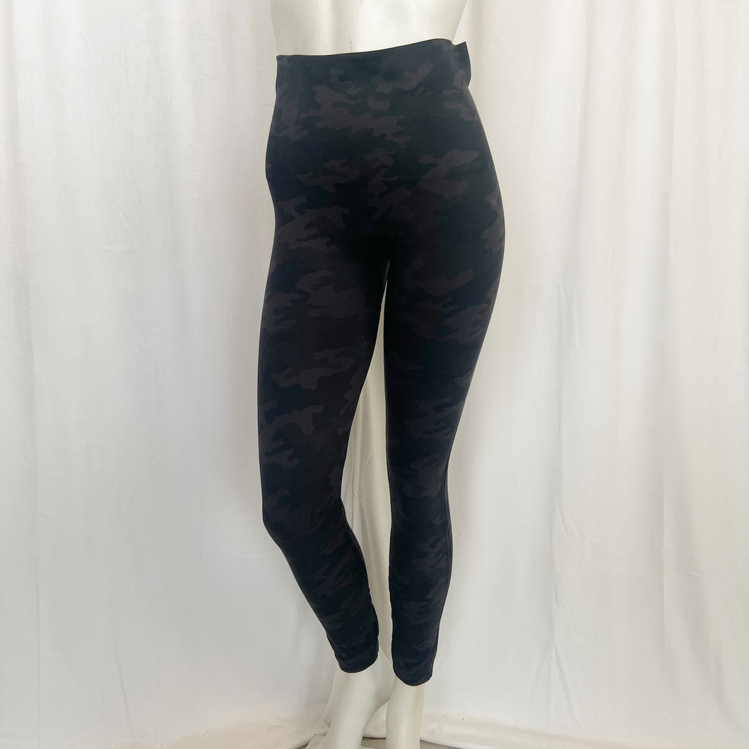 Spanx | Women's Camo Print Athletic Leggings | Size: XL