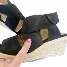 Load image into Gallery viewer, Naturalizer | Womens Black Strap Wedge Sandals | Size: 8
