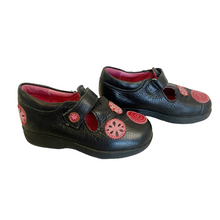 Load image into Gallery viewer, Umi | Girl&#39;s Black and Pink Flower Leather Mary Jane Shoes | Size: 7
