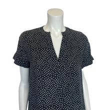 Load image into Gallery viewer, H &amp; M | Womens Black and White Small Leaf Pattern Short Sleeved Dress | Size: 2
